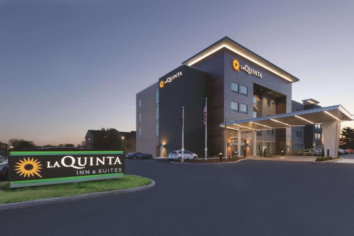 La Quinta Inn & Suites by Wyndham Terre Haute in Terre Haute, In