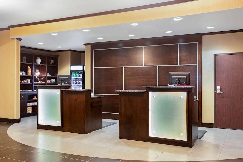 La Quinta Inn & Suites by Wyndham Sioux Falls in Sioux Falls, Sd