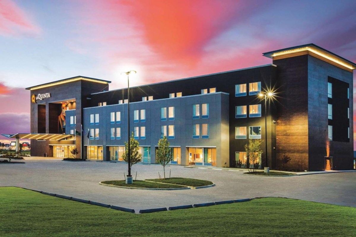 La Quinta Inn & Suites by Wyndham Wichita Northeast in Wichita