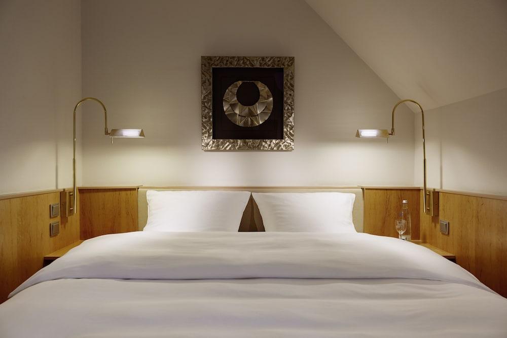 Lindner Hotel Dusseldorf Airport, part of JdV by Hyatt in Dusseldorf