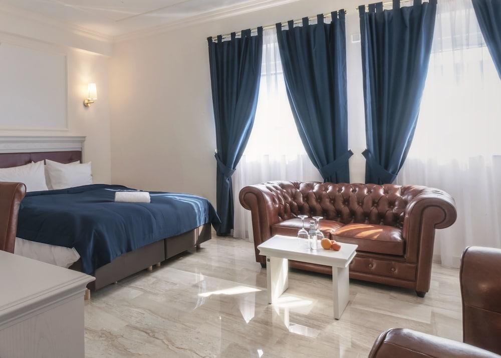 Grand Hotel Palladium Munich in MUNICH