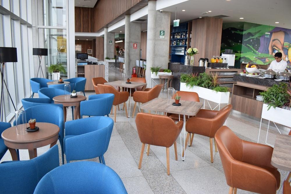 Holiday Inn Lima Airport by IHG in Lima
