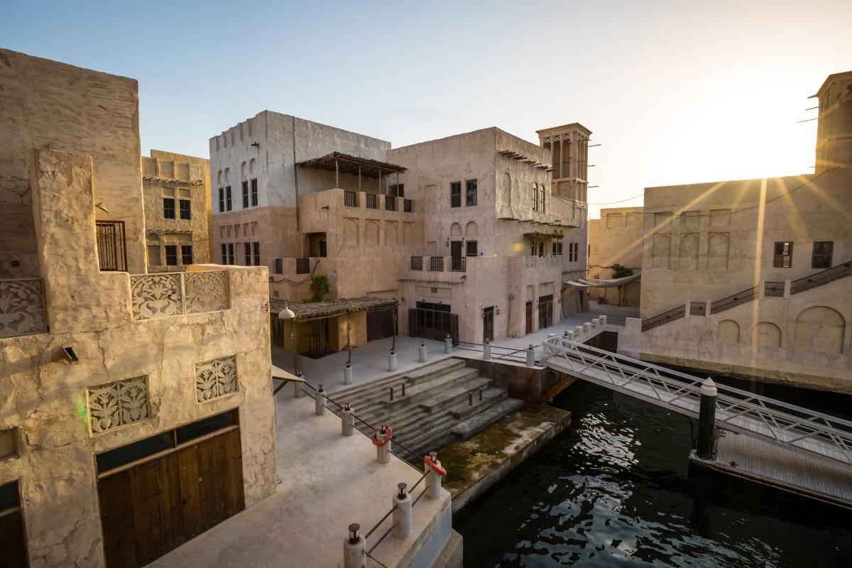 AL SEEF HERITAGE HOTEL DUBAI CURIO COLLECTION BY HILTON in Dubai