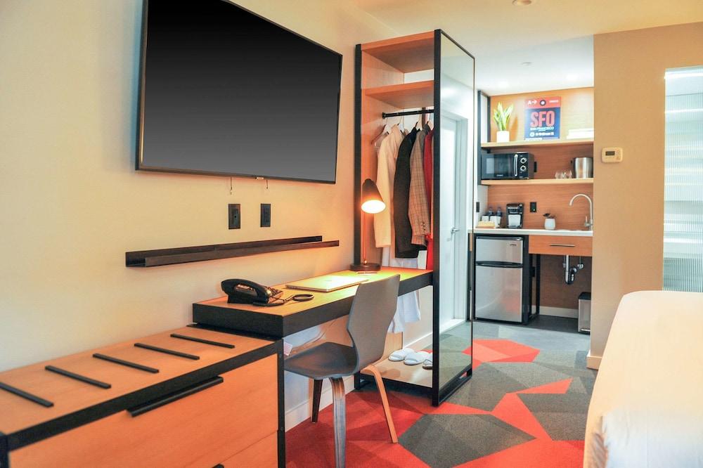 Infinity Hotel San Francisco, Tapestry Collection by Hilton in San Francisco