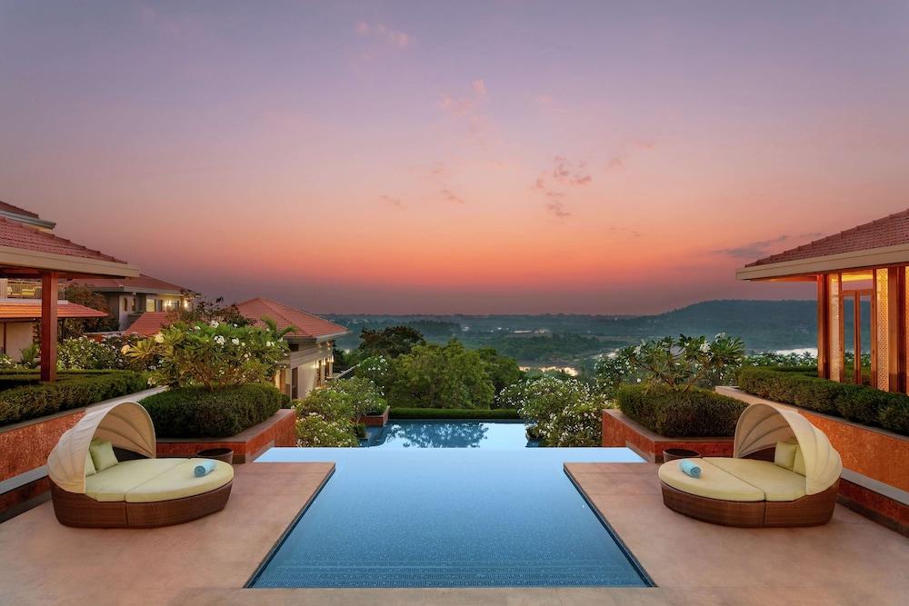 Hilton Goa Resort in Candolim