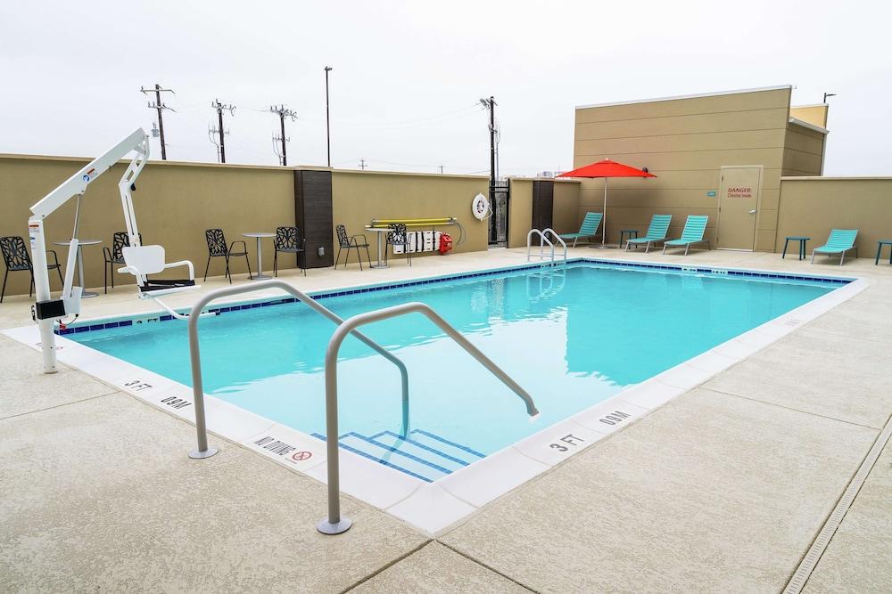 Home2 Suites By Hilton San Antonio At The Rim, Tx in San Antonio,Tx
