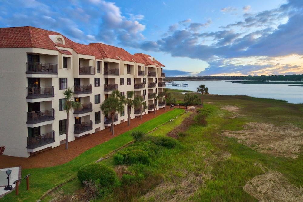 Marriott's Harbour Point and Sunset Pointe at Shelter Cove in Hilton Head Island