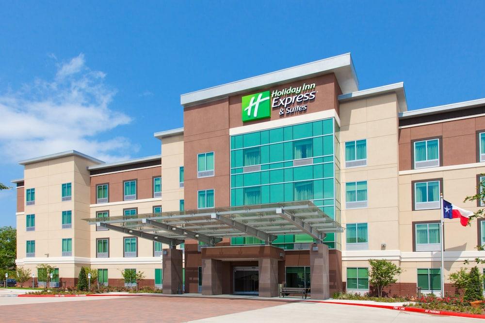 Holiday Inn Express & Suites Houston S - Medical Ctr Area, an IHG Hotel in Houston, Tx