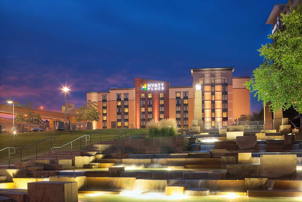 Hyatt Place Pittsburgh North Shore in Pittsburgh, Pa