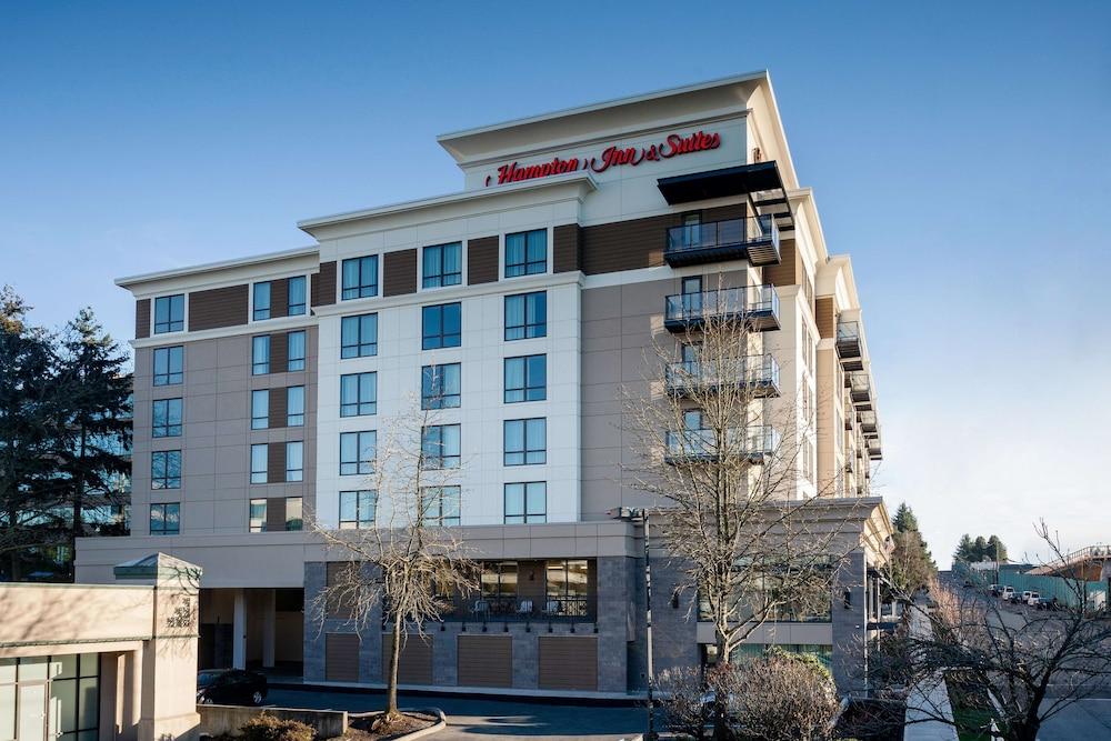 Hampton Inn & Suites by Hilton Seattle/Northgate in Seattle, Wa
