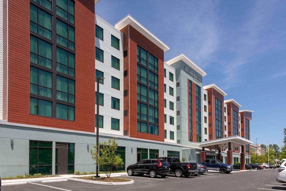 Residence Inn by Marriott Virginia Beach Town Center in Virginia Beach, Va