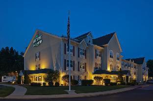 Holiday Inn Express And Suites Columbus Airport in Columbus