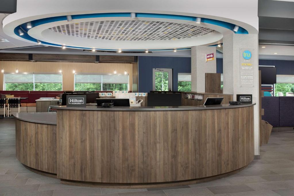 Tru By Hilton Charlotte Airport Lake Pointe in Charlotte