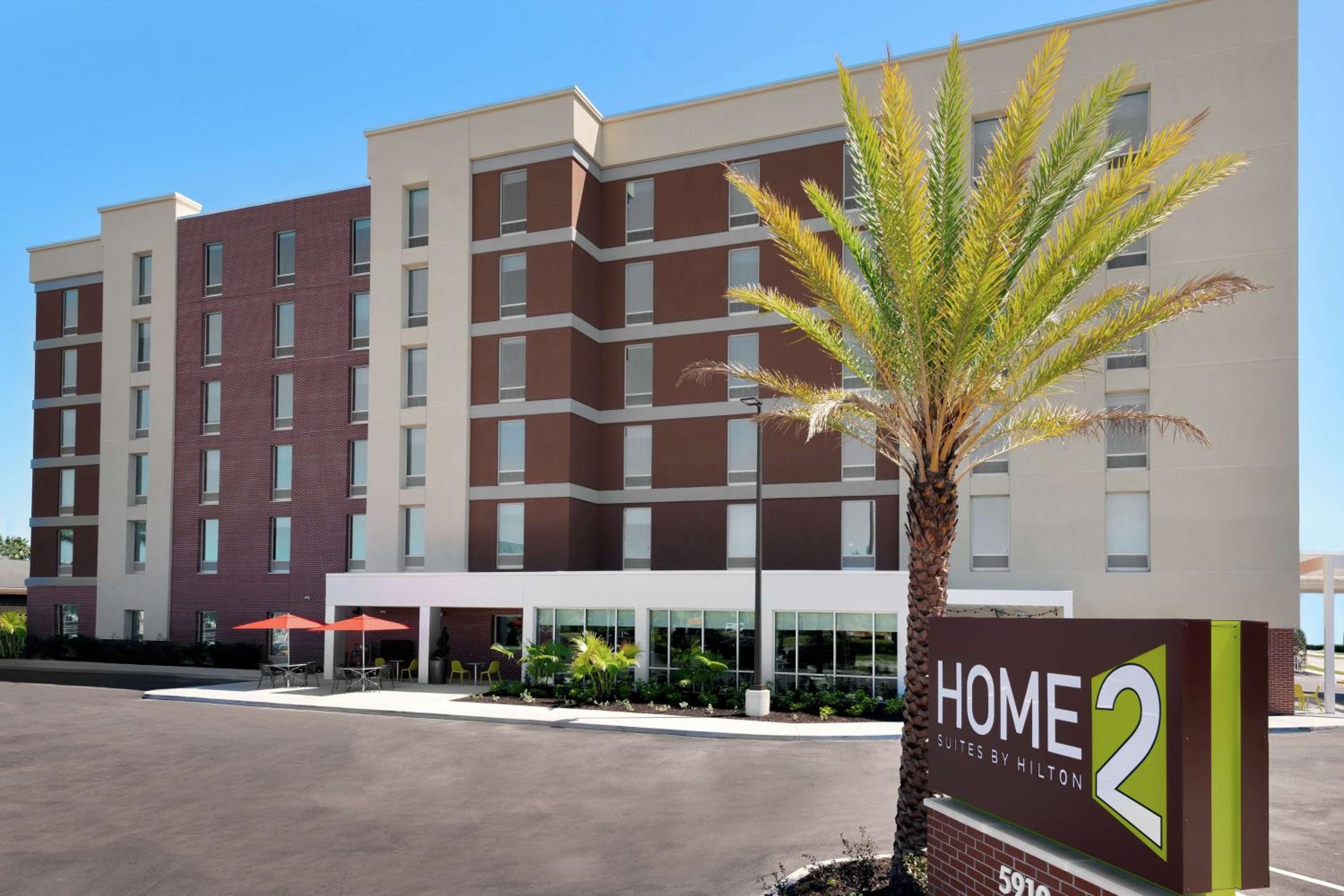 Home2 Suites By Hilton Orlando Near Universal Studios in Orlando