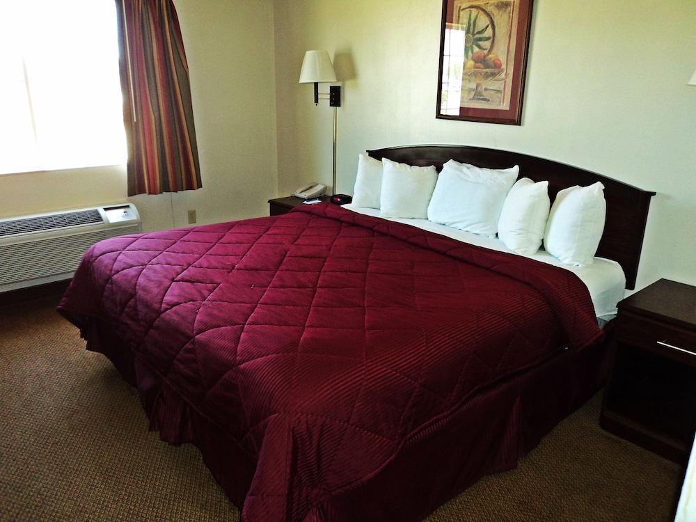 Travelodge by Wyndham Carlsbad NM in Carlsbad, Nm