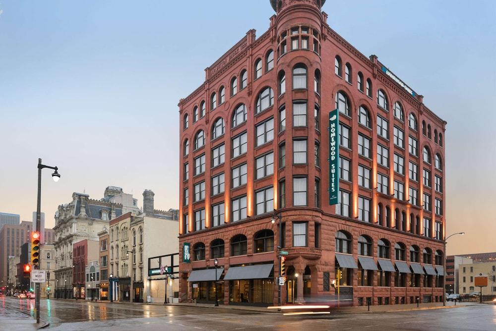 Homewood Suites by Hilton Milwaukee Downtown in Milwaukee