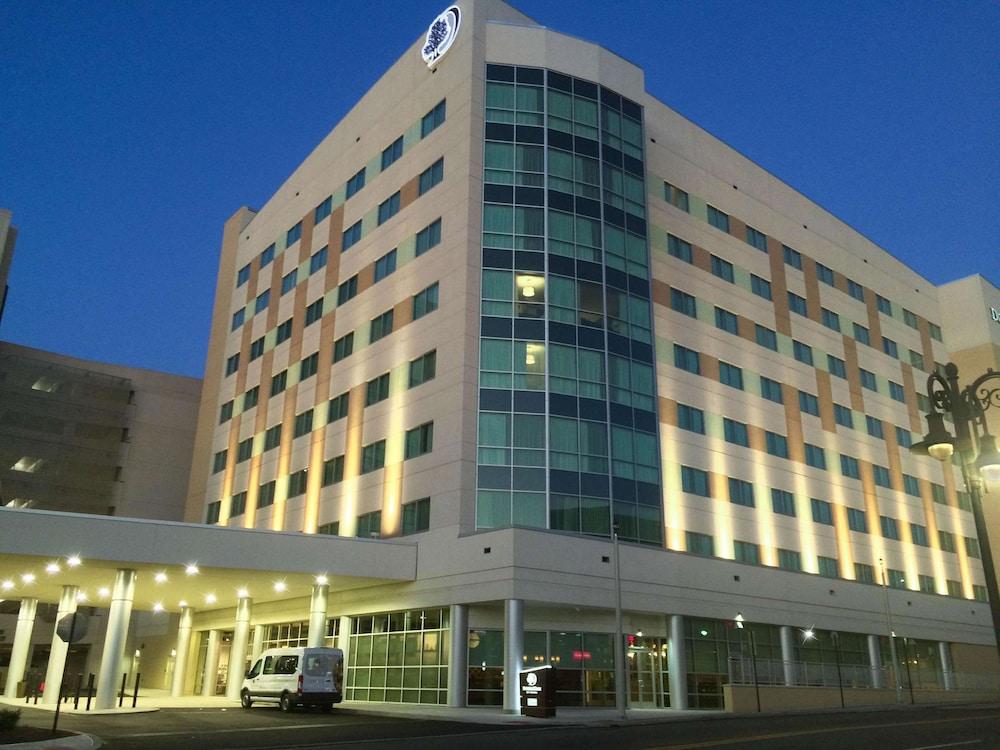 DoubleTree by Hilton Hotel Reading in Reading, Pa