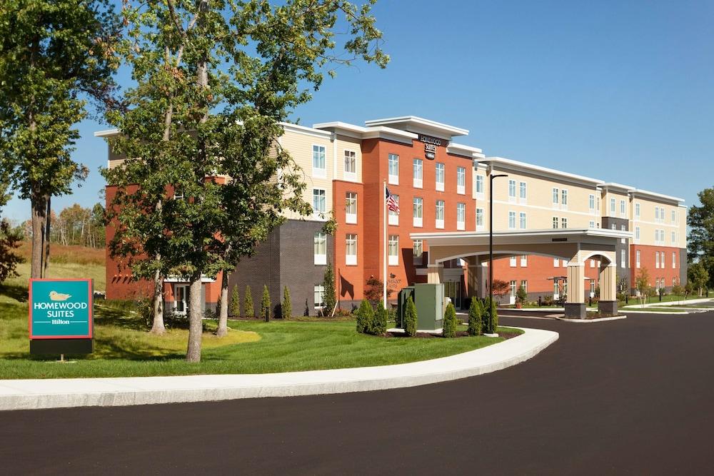 Homewood Suites by Hilton Gateway Hills Nashua in Nashua, Nh