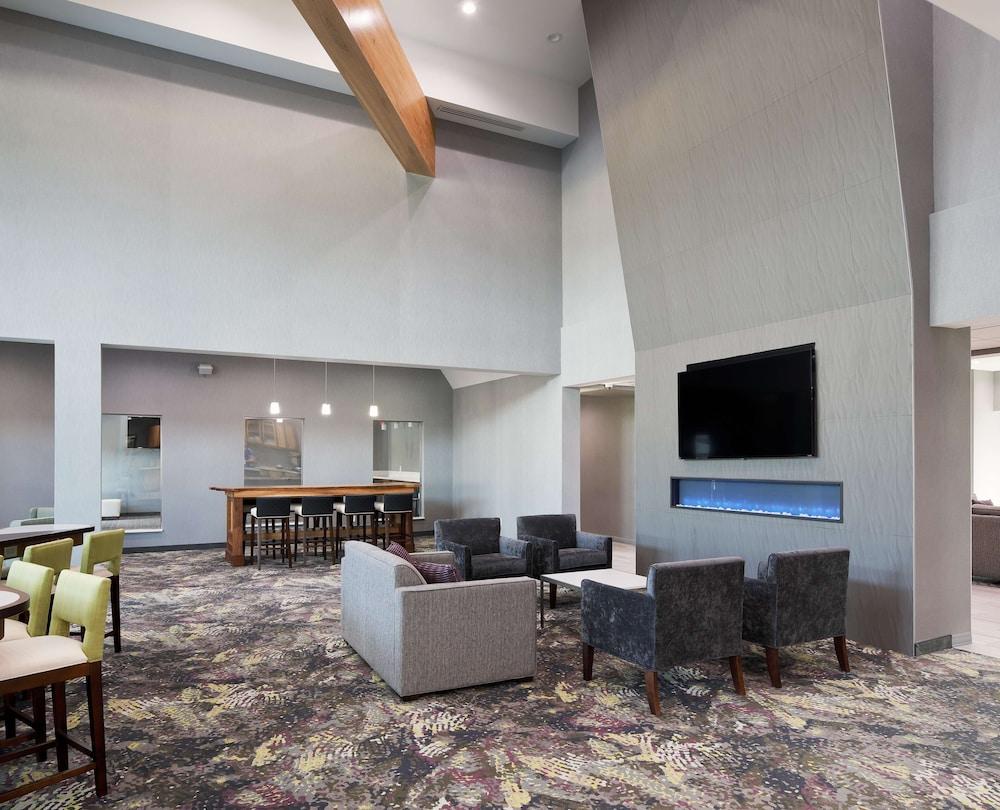 Homewood Suites by Hilton Topeka in Topeka