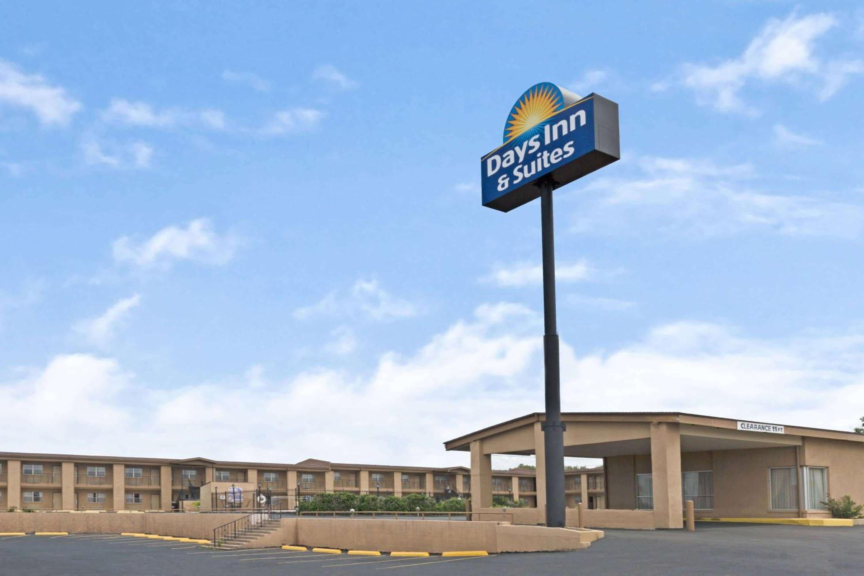 La Quinta Inn & Suites by Wyndham Santa Rosa in Santa Rosa, Nm