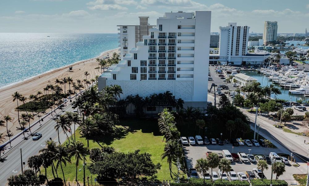 Hotel Maren Fort Lauderdale Beach, Curio Collection by Hilton in Fort Lauderdale, Fl