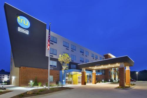TRU BY HILTON JACKSON in Jackson, Mi