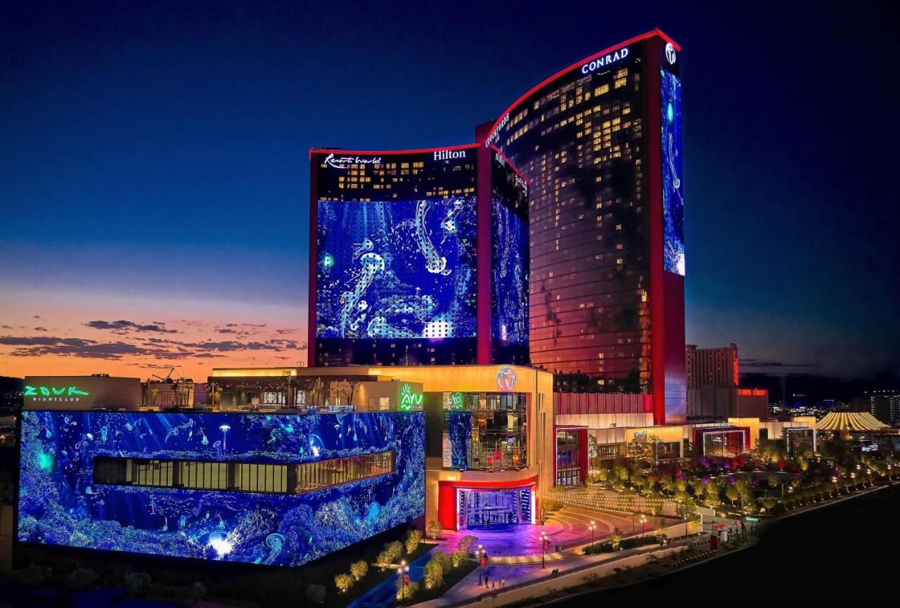 LAS VEGAS HILTON AT RESORTS WORLD in Las Vegas