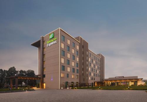 Holiday Inn Express Kolkata Airport in Calcutta