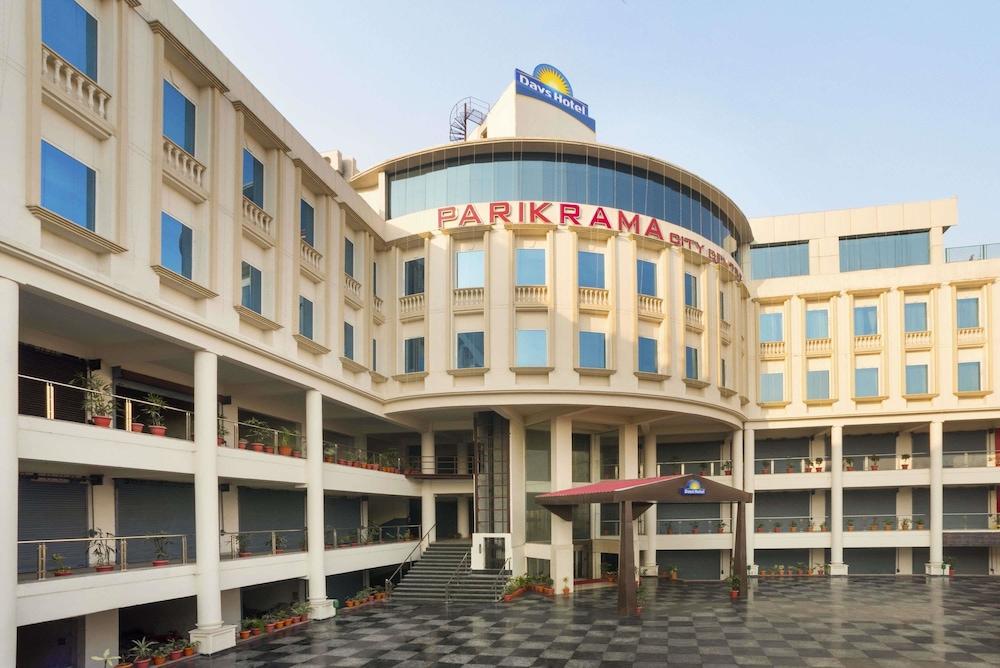 Days Hotel by Wyndham Jalandhar Jyoti Chowk in Jalandhar