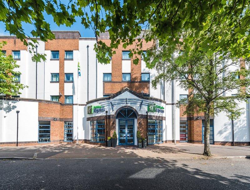 Holiday Inn Express Belfast City - Queen''s Quarter in Belfast