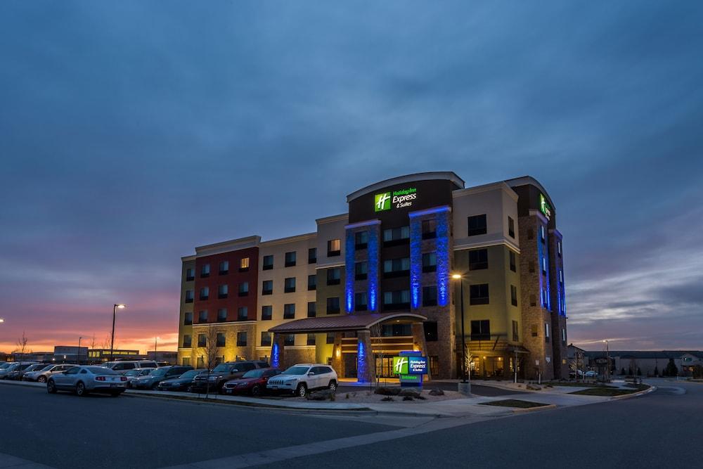 HOLIDAY INN EXPRESS & SUITES BILLINGS in Billings