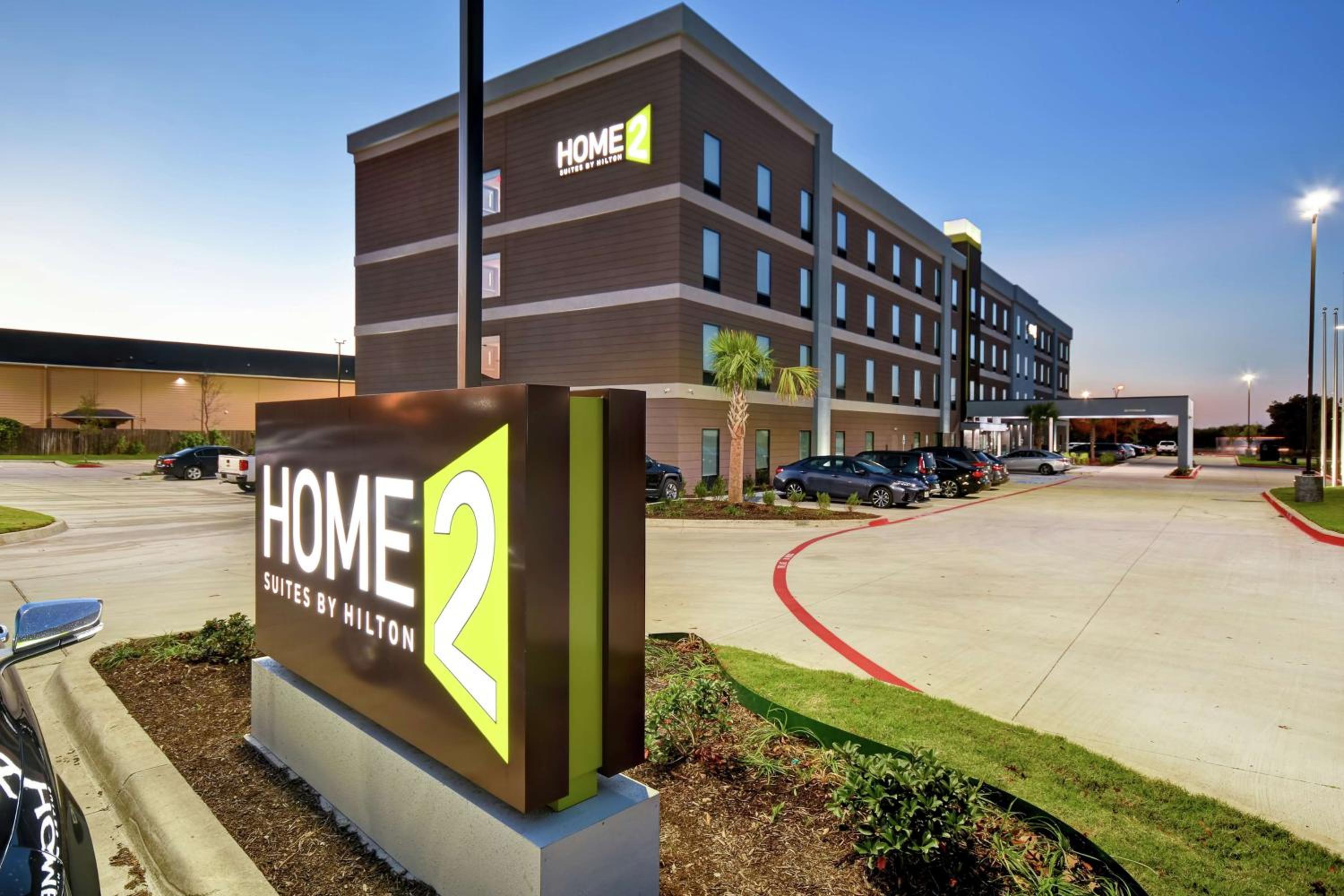 Home2 Suites By Hilton Fossil Creek in Fort Worth