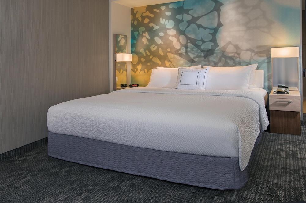 COURTYARD BY MARRIOTT DALLAS GRAND PRAIRIE in Grand Prairie, Tx