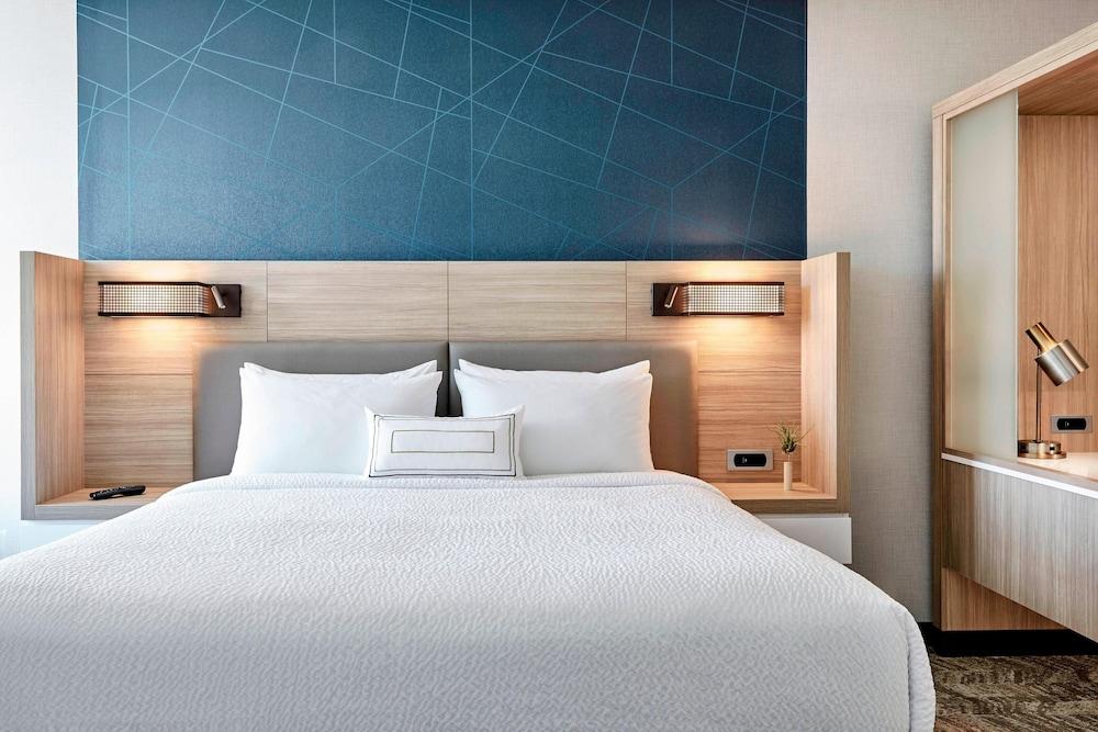 SpringHill Suites by Marriott Dallas DFW Airport South/CentrePort in Fort Worth