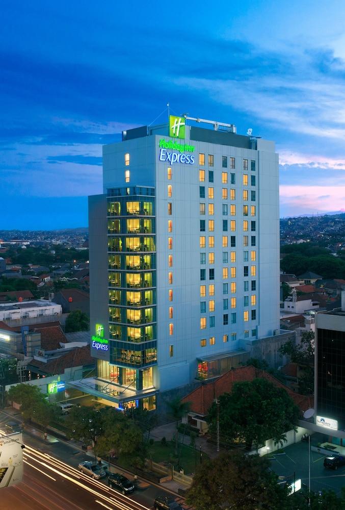 Holiday Inn Express Semarang Simpang Lima by IHG in Semarang