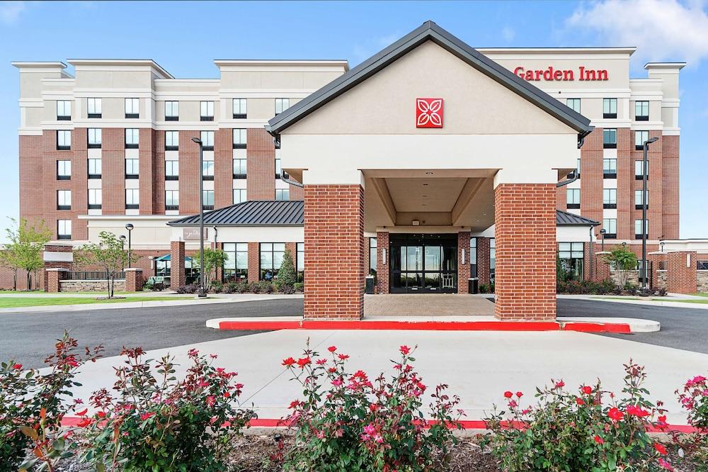 Hilton Garden Inn Edmond / Oklahoma City North in Edmond, Ok