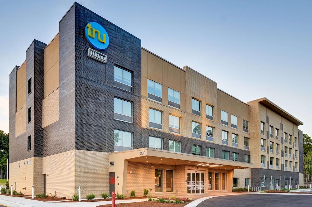 Tru by Hilton Raleigh Durham Airport in Morrisville, Nc