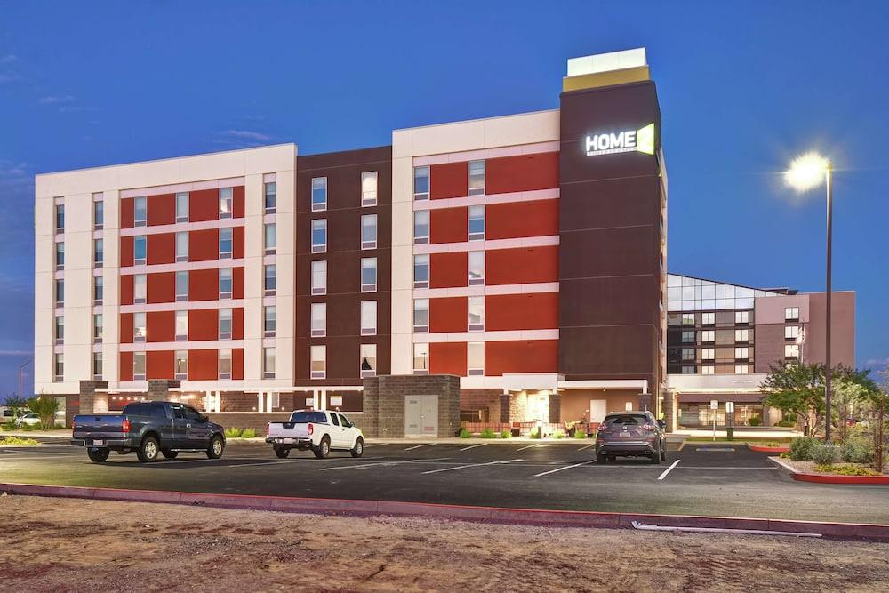 Home2 Suites by Hilton Gilbert in Gilbert, Az