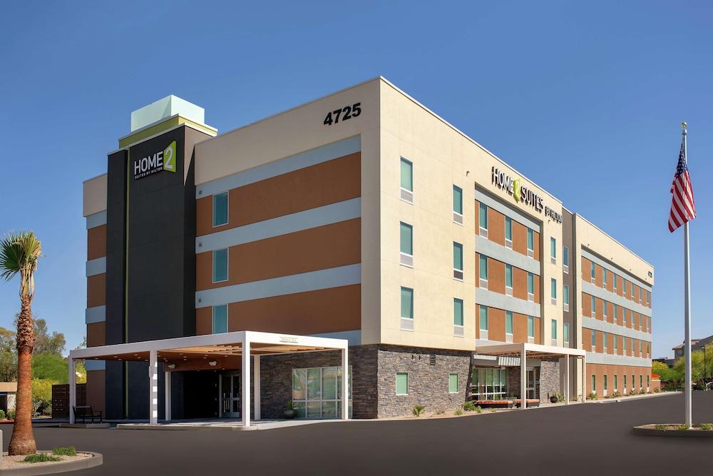 Home2 Suites by Hilton Phoenix Airport South in Phoenix, Az