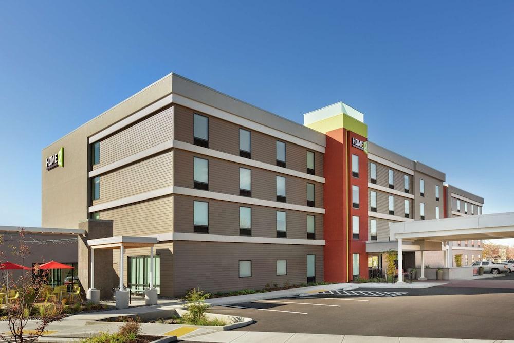 Home2 Suites by Hilton Portland Airport OR in Portland, Or