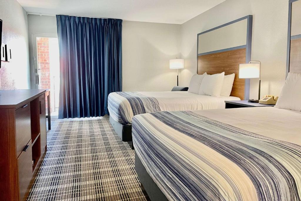 AmericInn by Wyndham Branson & Conference Center in Branson