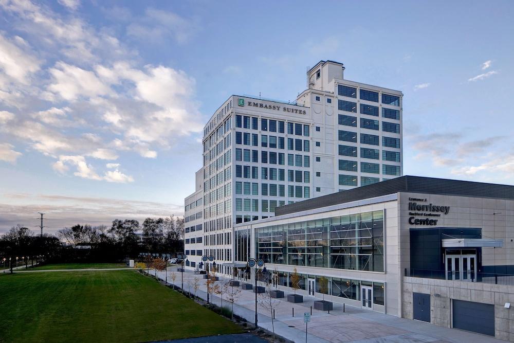 Embassy Suites by Hilton Rockford Riverfront in Rockford, Il