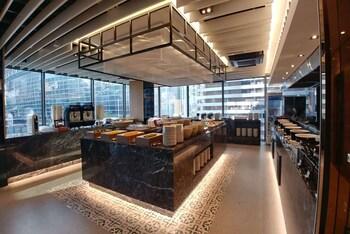 Ramada Encore by Wyndham Busan Station in Busan