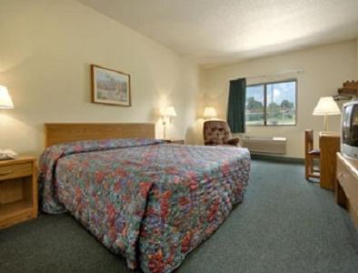Days Inn by Wyndham Warsaw in Warsaw, In