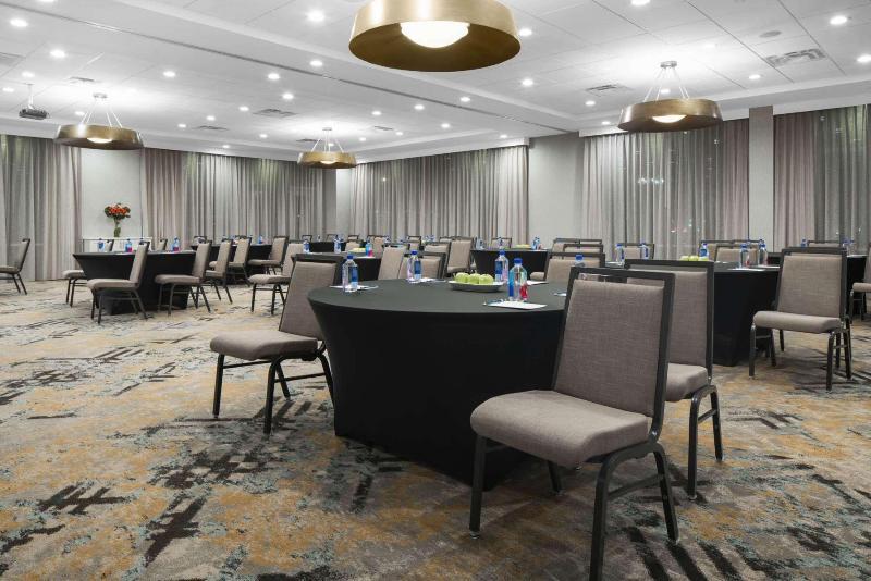 Homewood Suites by Hilton DFW Airport South in Fort Worth