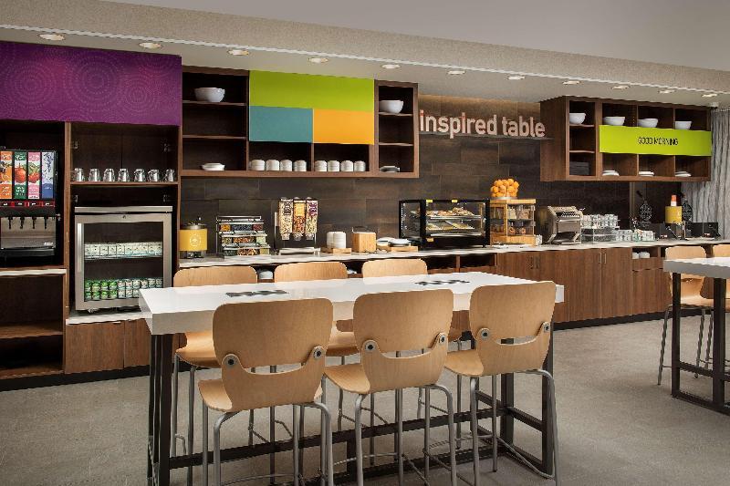 Home2 Suites by Hilton Tampa Westshore Airport in Tampa, Fl