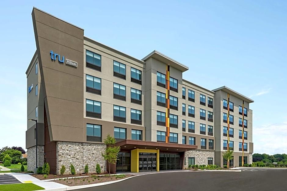Tru By Hilton Hershey Chocolate Avenue in Hershey, Pa