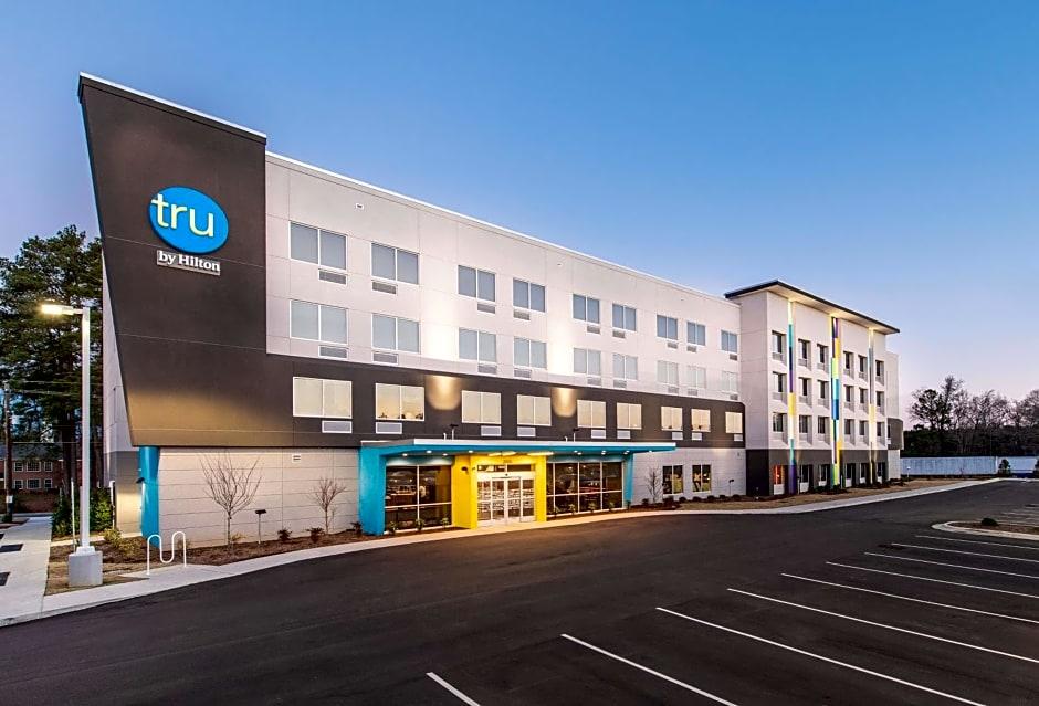 Tru by Hilton Fayetteville I-95, NC in Fayetteville, Nc