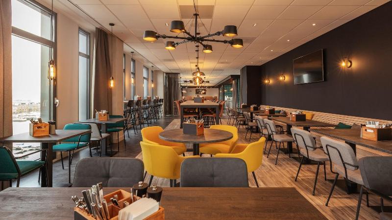 Holiday Inn - the niu, Fender Amsterdam in Amsterdam