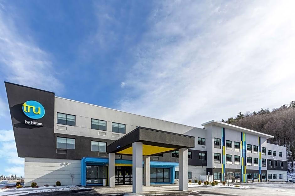 Tru by Hilton Vestal Binghamton, NY in Vestal, Ny